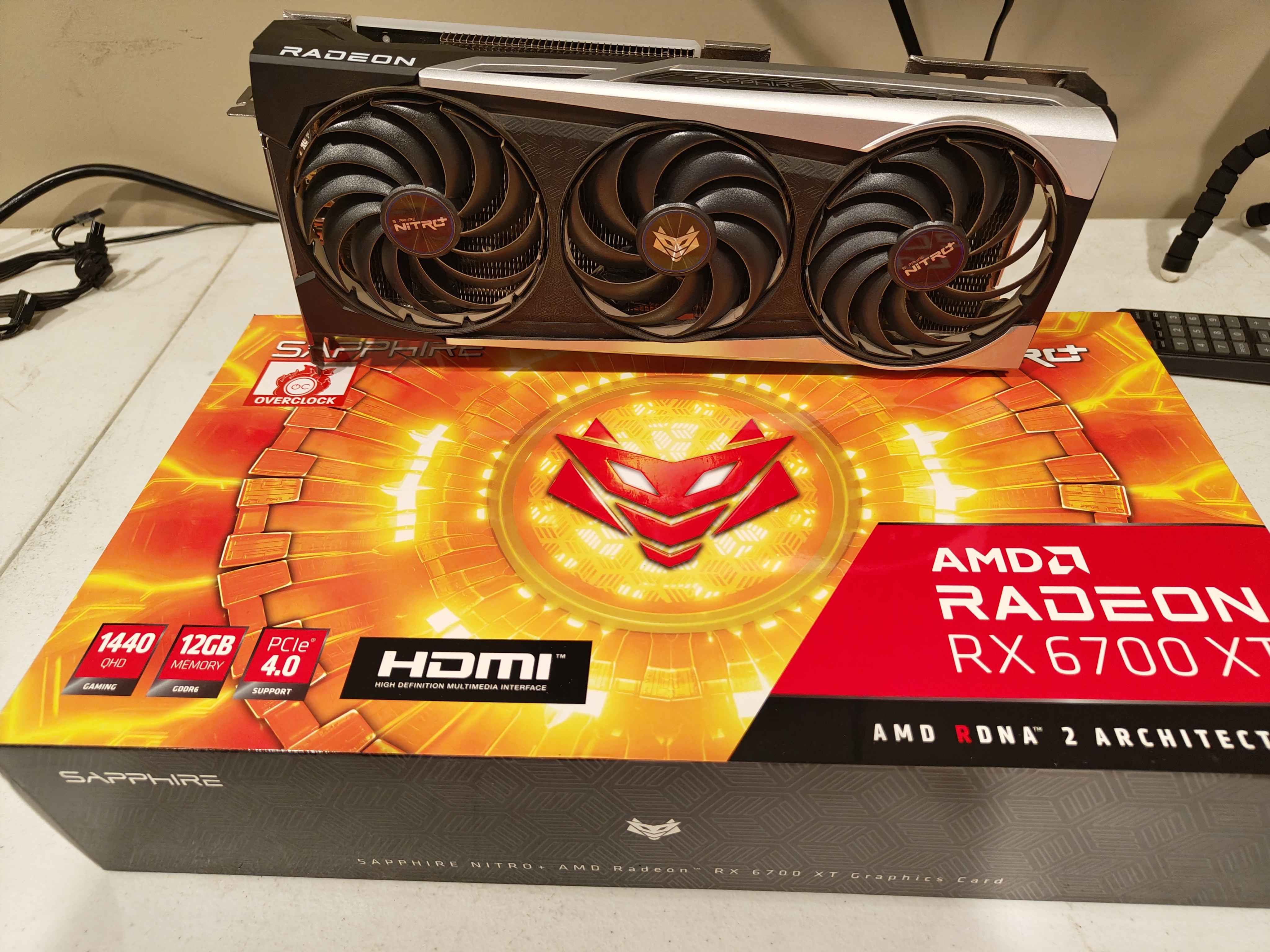 SAPPHIRE Nitro+ Radeon RX 6700 XT Gaming OC 12GB GDDR6 4