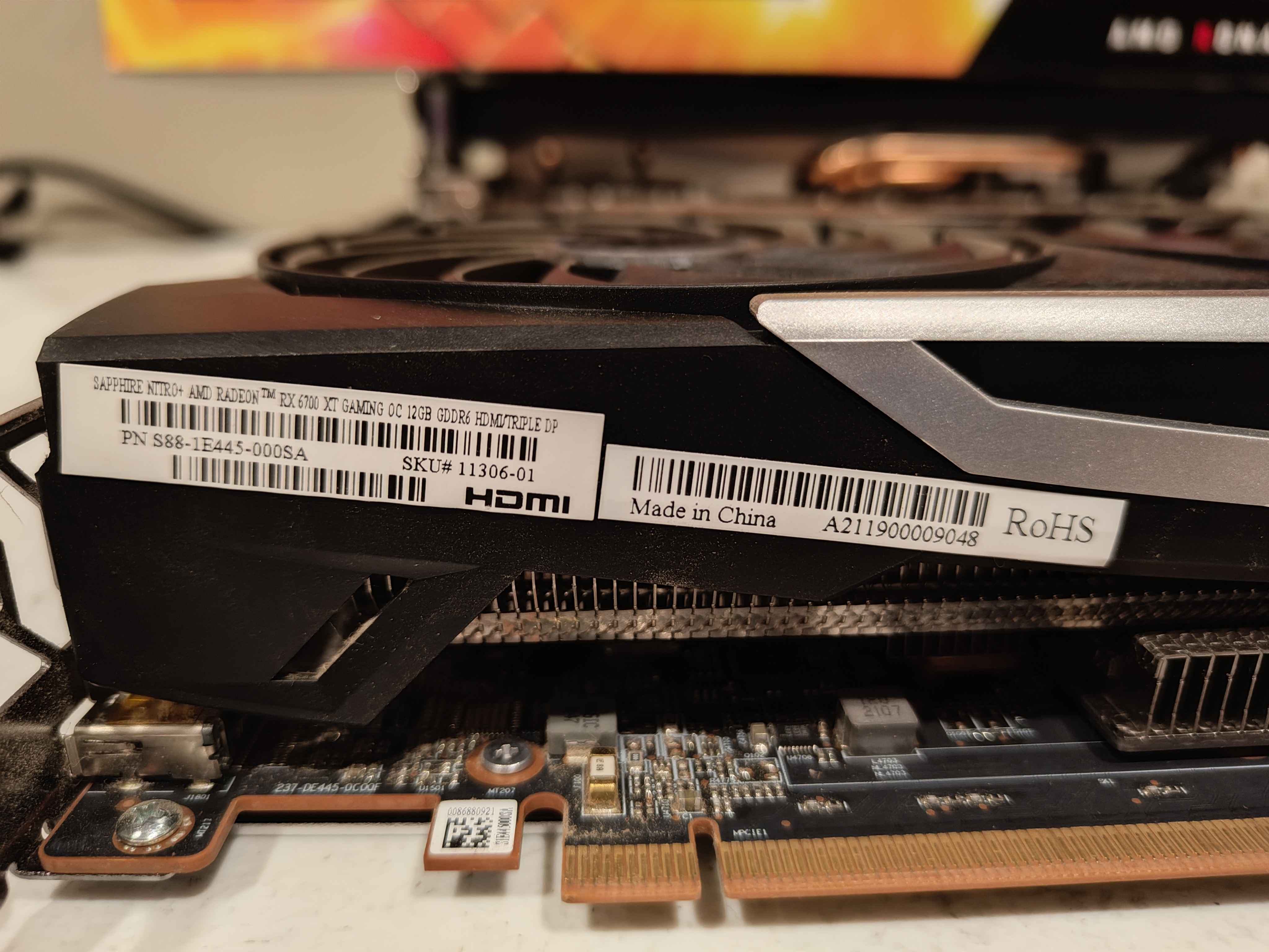 SAPPHIRE Nitro+ Radeon RX 6700 XT Gaming OC 12GB GDDR6 5