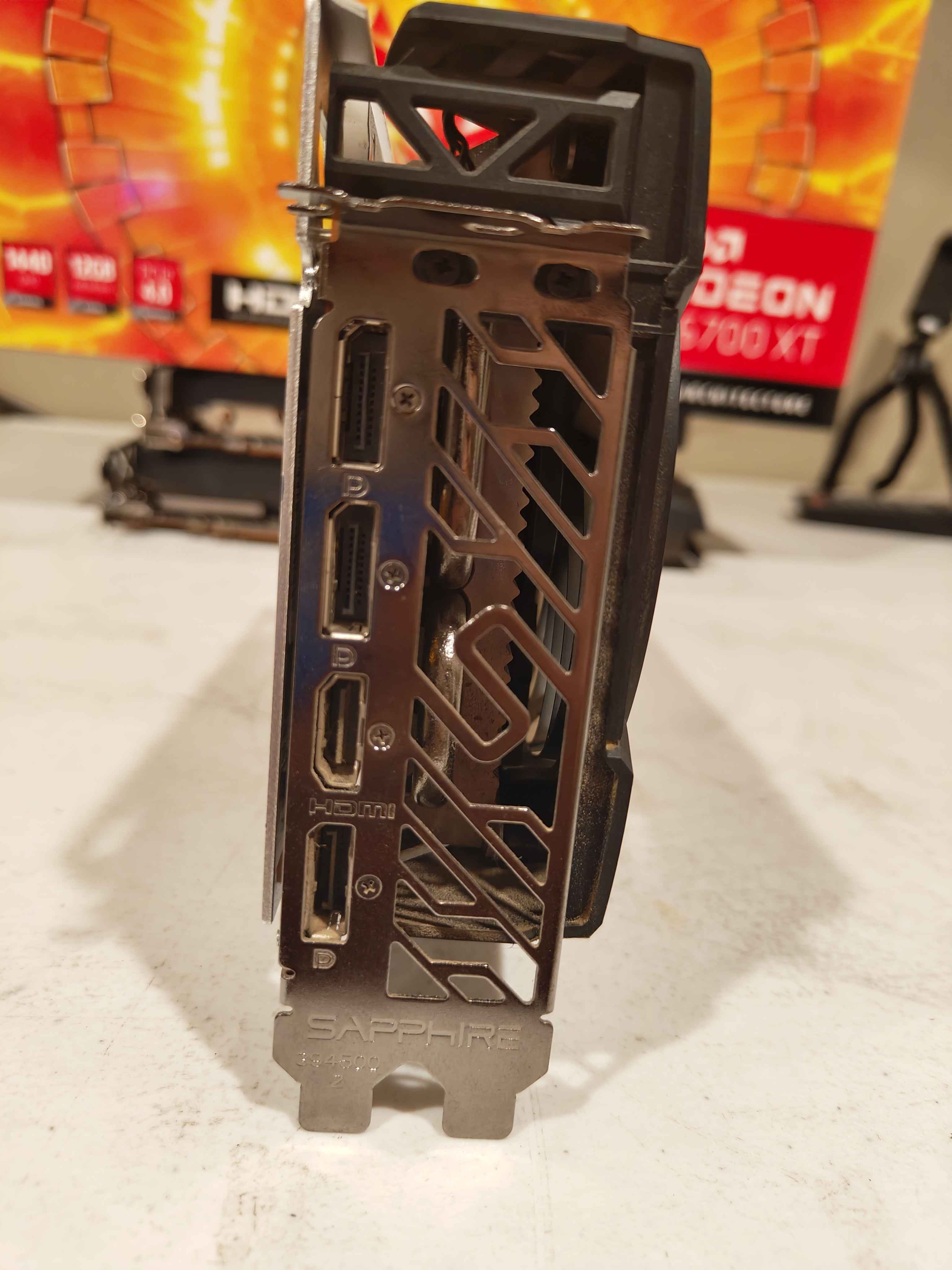 SAPPHIRE Nitro+ Radeon RX 6700 XT Gaming OC 12GB GDDR6 7